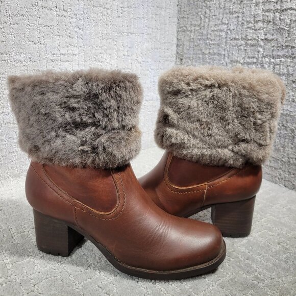 Trask Myrah Women's Size 6.5 M Brown Leather Shearling Trim Waterproof Booties - Picture 1 of 13